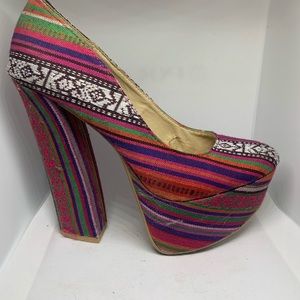 Platform pump high heels